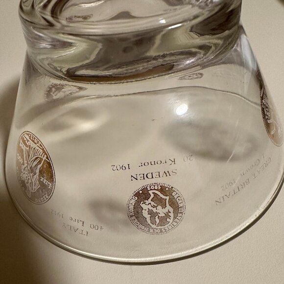 Clear Glass Bowl with Gold Accents - Picture 13 of 16